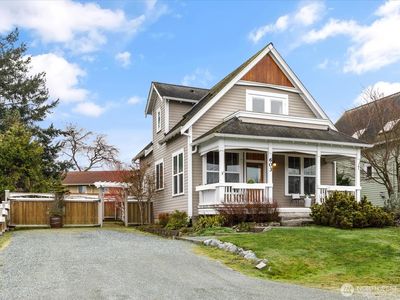 603 NW Wilkes Street