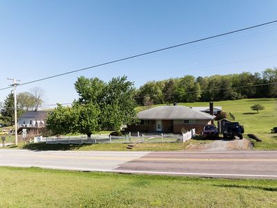 2741 Route 982