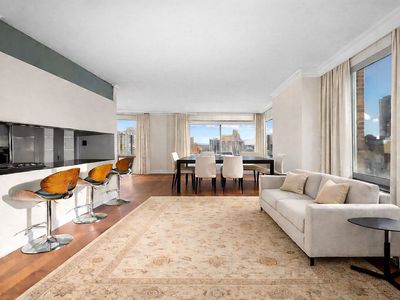 360 E 88th St APT 16D