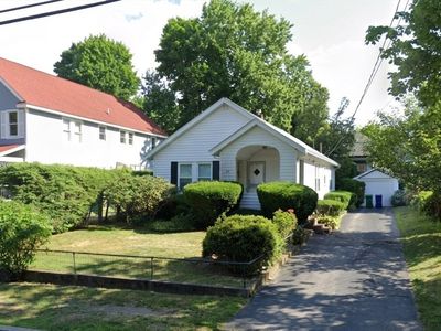 69 Charlemont St