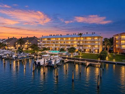 544 PINELLAS BAYWAY S #F8