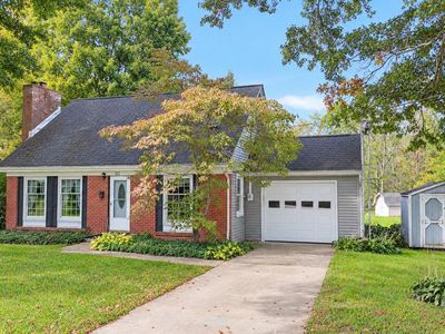122 Flowers Dr