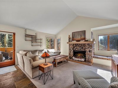 939 Incline Way #201