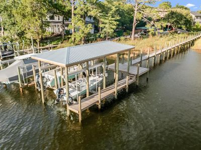 4198 Mainsail Dr