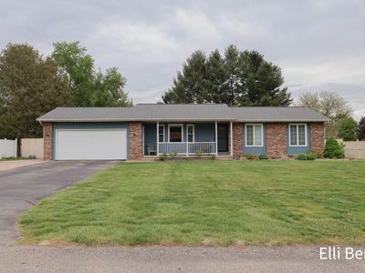 Property at 8742 Shadowbrook Dr, Jenison, MI