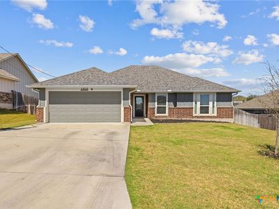 1313 Sandstone Cv
