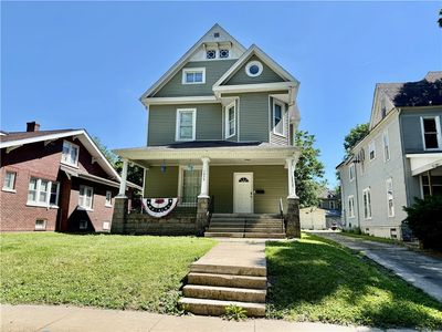 1035 W Main St