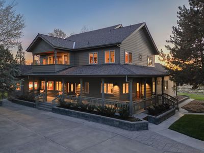 6755 SW Mount Bachelor Dr