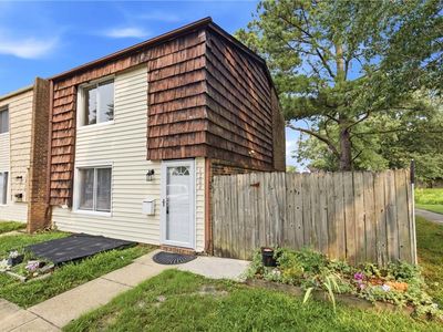 1208 Green Cedar Ln