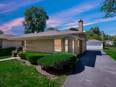 1112 Hickory Rd