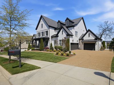 1037 Firestone Dr