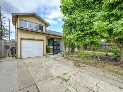 1013 Frienza Ave