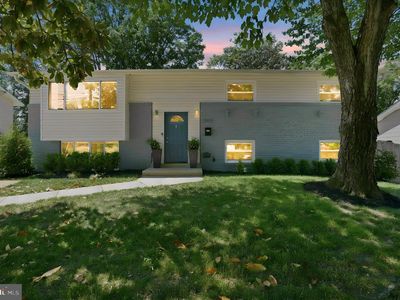1809 Jarvis Ave
