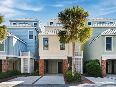 137 Grand Pavilion Blvd