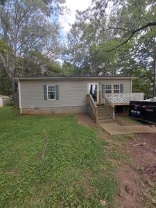 404 Lawrence Ave
