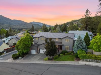 305 Woodville Way