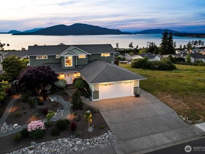 4506 Guemes View