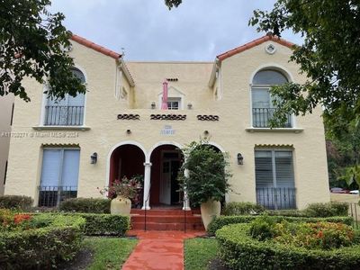 226 Sidonia Ave