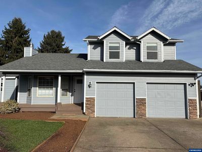 545 NE Overlook Way