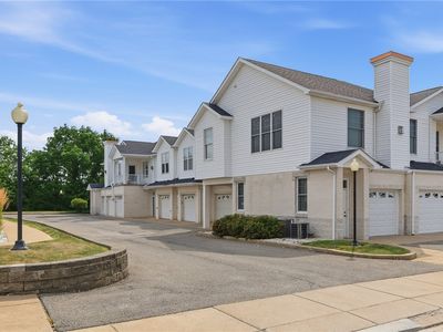 246 Adams Pointe Blvd Unit 5