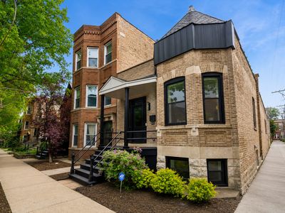 2147 W Thomas St