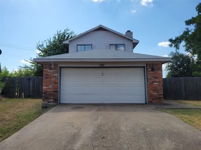 Property at 745 Meadowcreek Ct, Garland, TX