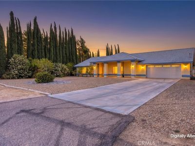 16403 El Centro St