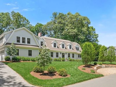 39 Fairbanks Ave