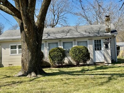 1711 N Oak Grove Avenue