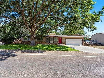 2322 W Roosevelt Ave