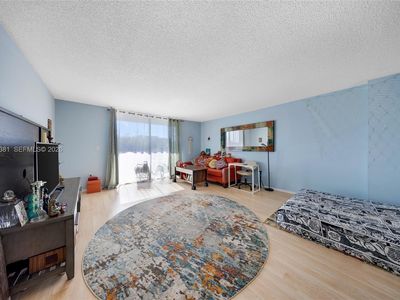 12500 NE 15th Ave APT 312