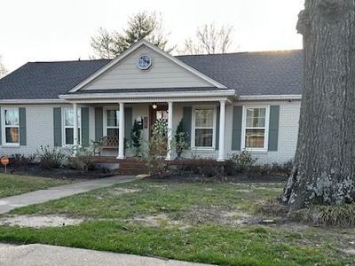 1701 Country Club Rd