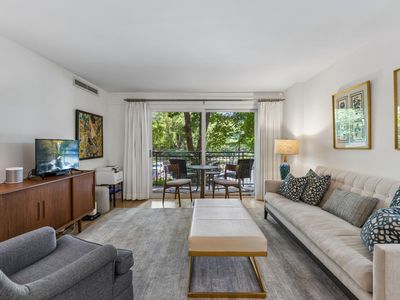 210 W Grant St APT 107