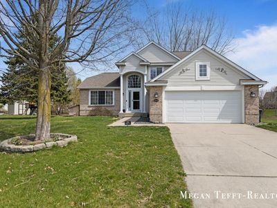 6641 Laguna Vista Dr NE