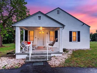 23 Montrose Dr