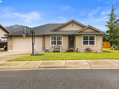 989 SE Fairway Dr