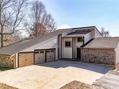 1811 Highway 113