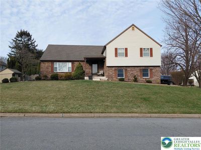 2802 Windy Hill Rd