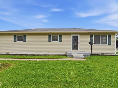 2015 Monroe St