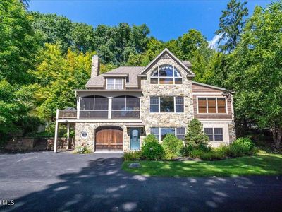 11 Manning Cove Road