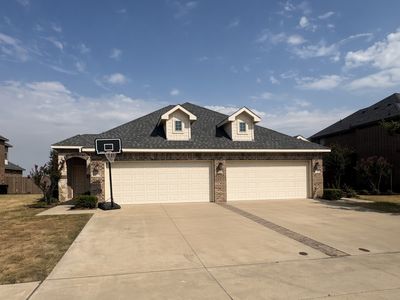 1029-1031 Skyview Ct