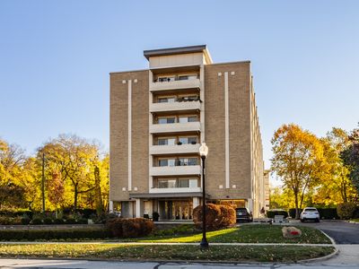 3965 N Meridian St APT 3F