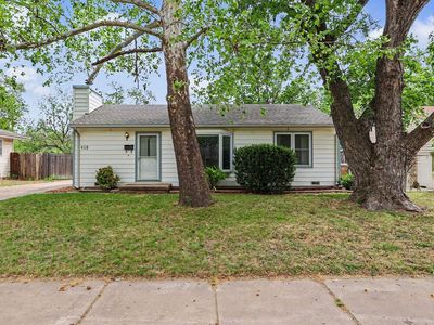 418 S Mount Carmel Ave
