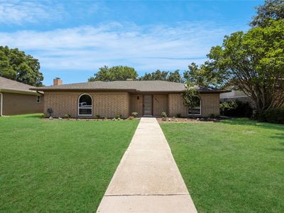 1821 El Paso St