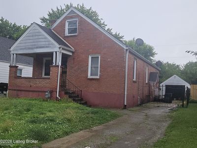 1416 Larchmont Ave