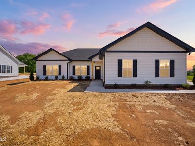 135 Emperor Ln