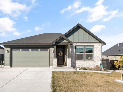 Property at 7876 Cardinal Peak St, West Richland, WA