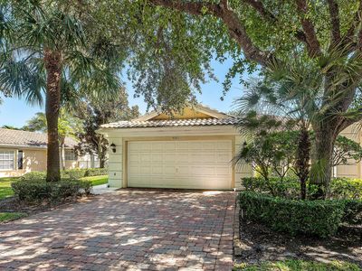 693 HUDSON BAY Drive