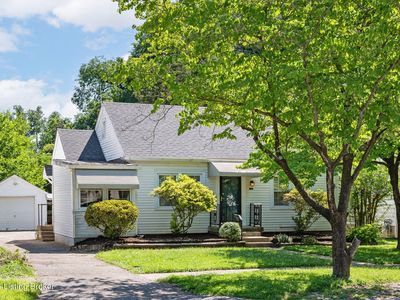 Property at 227 Fairfax Ave, Saint Matthews, KY