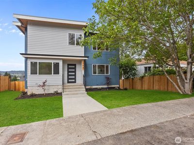 605 Prospect Avenue N